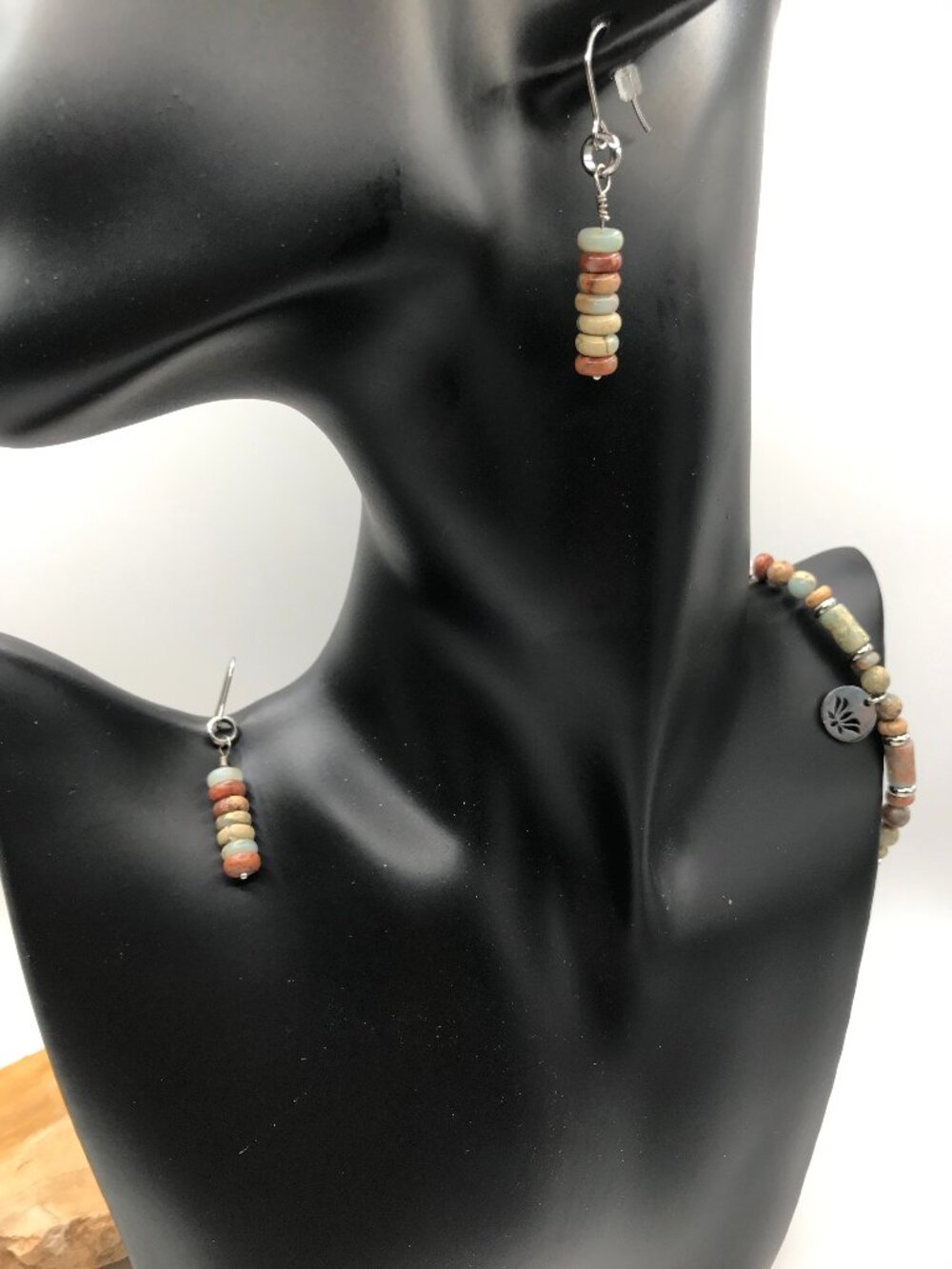 Jewelry Set Aqua Jasper Terra Heishi Earrings and Bracelet Brand NEW Gift Box